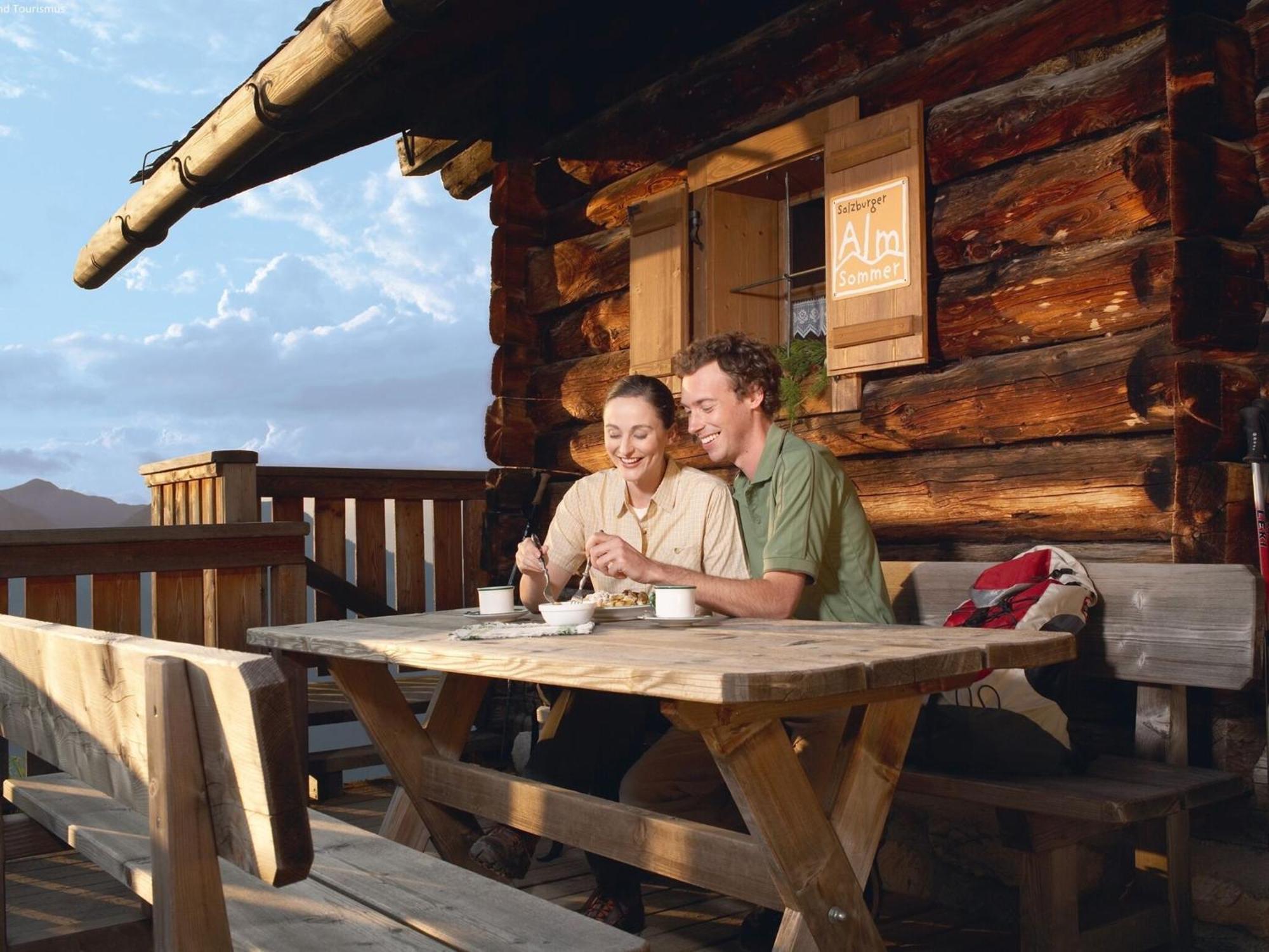 Exquisite Apartment In Mittersill Near Ski Area Exteriör bild